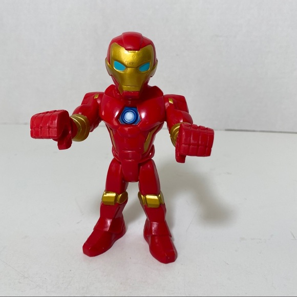 3 Superhero/Motorcycles Marvel Playskool Hasbro2018 New Condition Moveable Parts - Picture 4 of 12